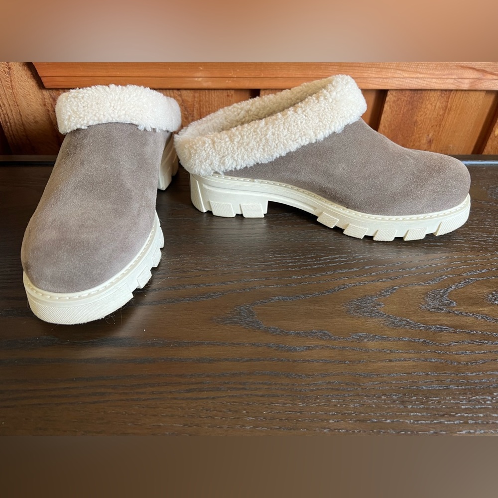 La Canadienne Always Clog Suede Size 8 (38.5)